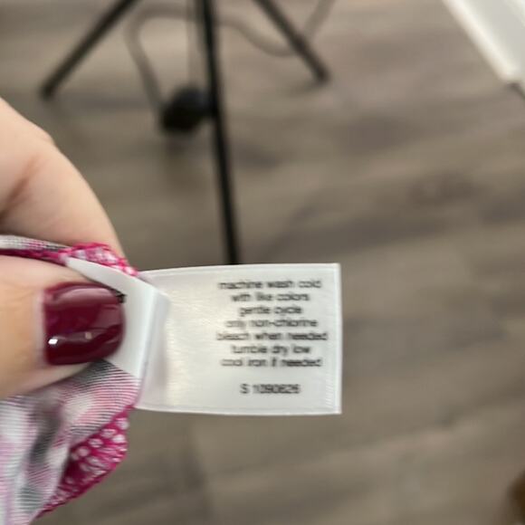 Lane Bryant Pink Polka Dot Off Shoulder Flowy Top Size 18/20 - Picture 7 of 9